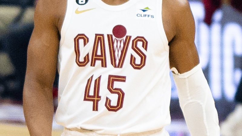 Donovan Mitchell firma extensión de $273 millones y establece récord histórico de valor anual en la NBA