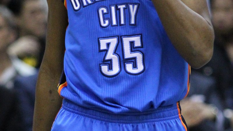 Durant compara a los 76ers con sus Warriors: «Cuatro anotadores de 25 puntos»