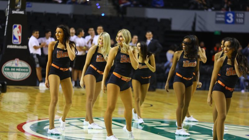 Suns’ Mark Williams Out Until February After Shoulder Surgery